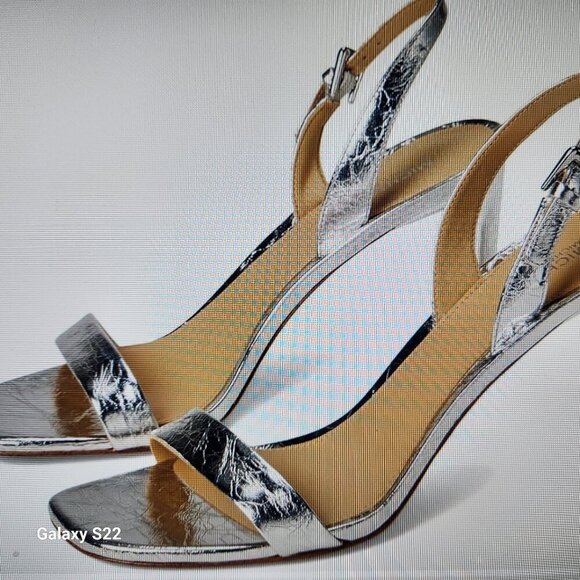 Michael Kors "Kasia" Silver print leather heeled sandals. NWT. Size 6 - Picture 1 of 11